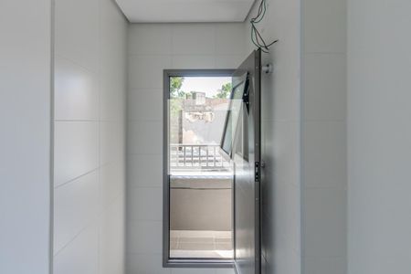 Banheiro de kitnet/studio para alugar com 1 quarto, 17m² em Chácara Santo Antônio (zona Sul), São Paulo