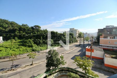 Vista de apartamento para alugar com 3 quartos, 153m² em Jardim Asturias, Guarujá