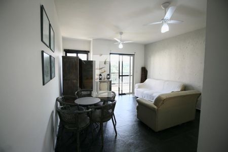 Sala de apartamento para alugar com 3 quartos, 153m² em Jardim Asturias, Guarujá