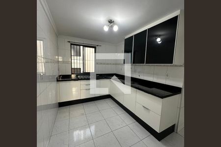 Cozinha de apartamento para alugar com 3 quartos, 256m² em Jardim Raposo Tavares, São Paulo