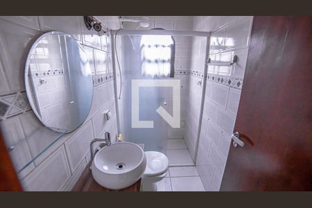Casa para alugar com 160m², 5 quartos e 2 vagas Casa para alugar com 160m², 5 quartos e 2 vagasBanheiro 2