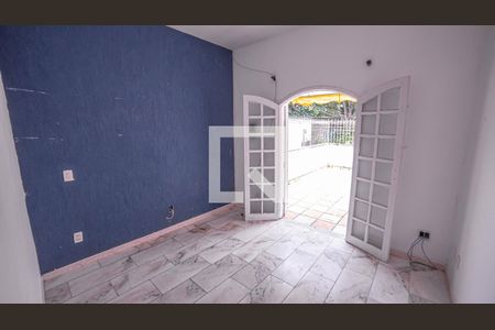 Casa para alugar com 160m², 5 quartos e 2 vagas Casa para alugar com 160m², 5 quartos e 2 vagasQuarto 2