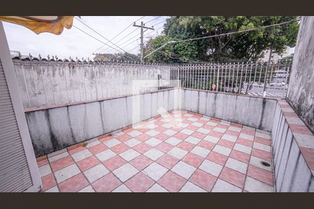 Casa para alugar com 160m², 5 quartos e 2 vagas Casa para alugar com 160m², 5 quartos e 2 vagasvaranda 1