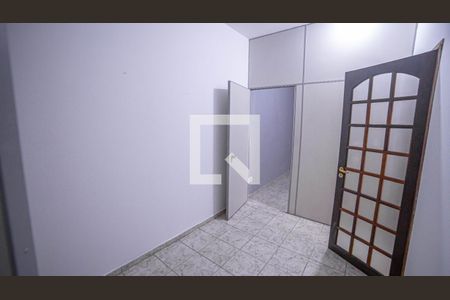 Casa para alugar com 160m², 5 quartos e 2 vagas Casa para alugar com 160m², 5 quartos e 2 vagasÁrea comum