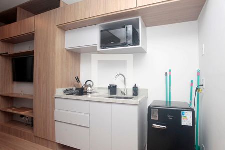 Studio - Sala/Cozinha de kitnet/studio para alugar com 1 quarto, 27m² em Farroupilha, Porto Alegre