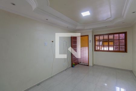 Sala de casa para alugar com 3 quartos, 84m² em Vila Curuçá Velha, São Paulo