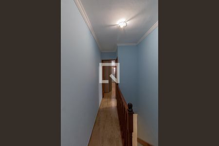 Casa para alugar com 84m², 3 quartos e 2 vagasCorredor