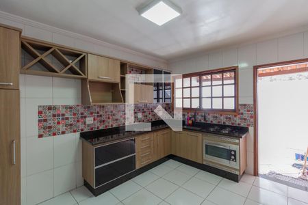 Casa para alugar com 84m², 3 quartos e 2 vagasCozinha