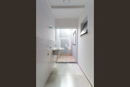 Apartamento para alugar com 45m², 2 quartos e sem vaga Apartamento para alugar com 45m², 2 quartos e sem vagaÁrea de Serviço