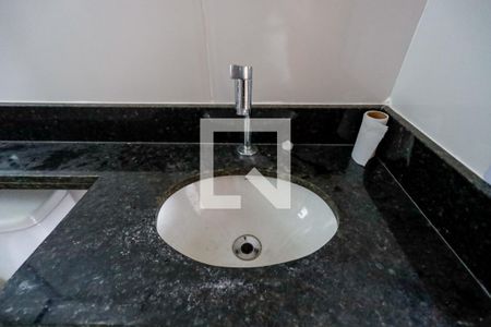 Apartamento para alugar com 45m², 2 quartos e sem vaga Apartamento para alugar com 45m², 2 quartos e sem vagaBanheiro