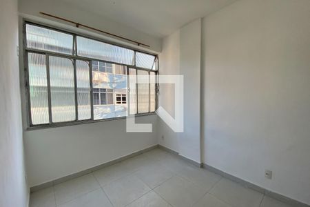 Sala/Quarto de kitnet/studio para alugar com 1 quarto, 25m² em Centro, Rio de Janeiro