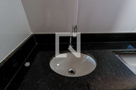 Apartamento para alugar com 38m², 2 quartos e sem vaga Apartamento para alugar com 38m², 2 quartos e sem vagaBanheiro