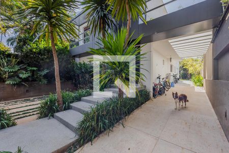 Casa à venda com 373m², 4 quartos e 4 vagasGaragem