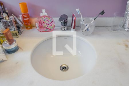 Casa à venda com 373m², 4 quartos e 4 vagasBanheiro da Suíte 3