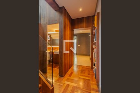 Casa à venda com 373m², 4 quartos e 4 vagasLavabo