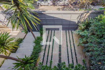 Casa à venda com 373m², 4 quartos e 4 vagasGaragem