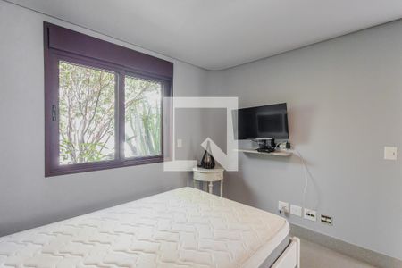 Casa à venda com 373m², 4 quartos e 4 vagasQuarto