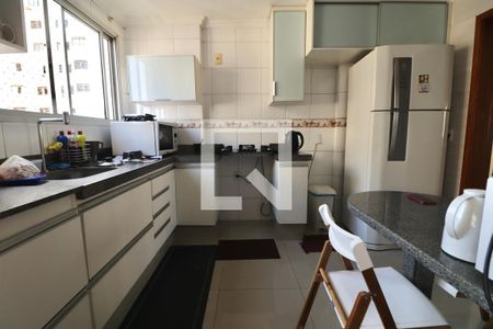 Apartamento para alugar com 290m², 4 quartos e 2 vagasCozinha