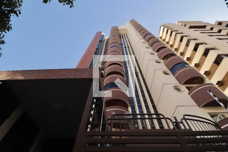 Apartamento para alugar com 290m², 4 quartos e 2 vagasFachada