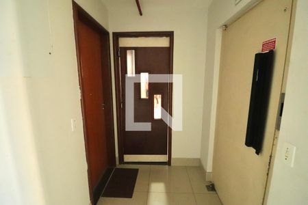 Apartamento para alugar com 290m², 4 quartos e 2 vagasHall de entrada andar