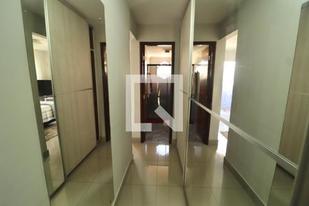 Apartamento para alugar com 290m², 4 quartos e 2 vagasQuarto 3 - Armários