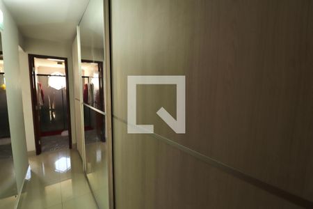 Apartamento para alugar com 290m², 4 quartos e 2 vagasQuarto 3 - Armários