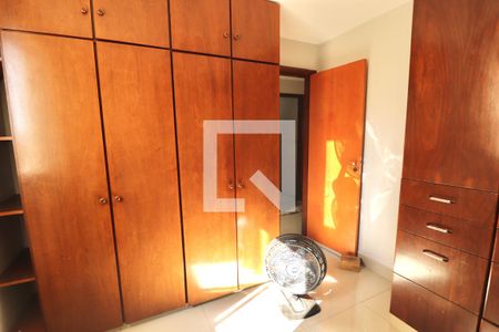 Apartamento para alugar com 290m², 4 quartos e 2 vagasQuarto 4 (escritório)