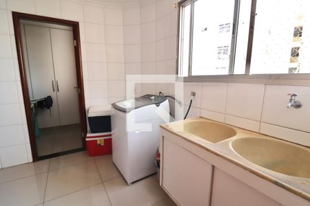 Apartamento para alugar com 290m², 4 quartos e 2 vagasÁrea de Serviço
