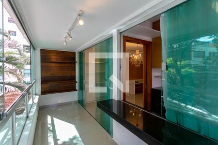 Varanda  de apartamento para alugar com 2 quartos, 72m² em Serra, Belo Horizonte