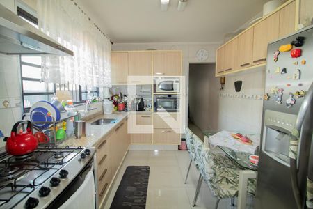 Casa à venda com 119m², 2 quartos e 2 vagasCozinha