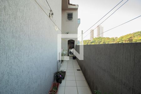 Casa à venda com 119m², 2 quartos e 2 vagasQuintal