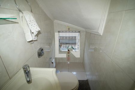 Casa à venda com 119m², 2 quartos e 2 vagasLavabo