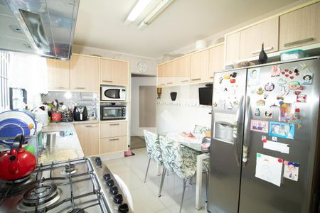 Casa à venda com 119m², 2 quartos e 2 vagasCozinha