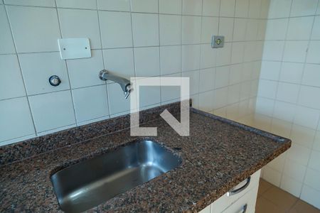 Apartamento à venda com 55m², 2 quartos e 1 vaga Apartamento à venda com 55m², 2 quartos e 1 vagaCozinha - Pia