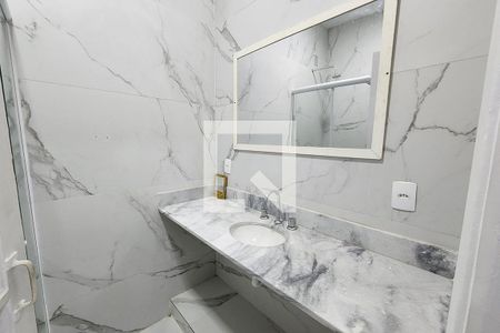 Banheiro de apartamento à venda com 1 quarto, 49m² em Botafogo, Rio de Janeiro