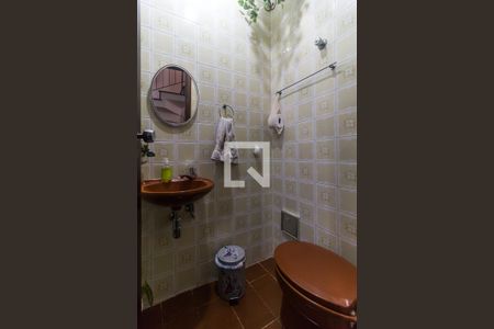 Lavabo de casa para alugar com 3 quartos, 180m² em Vila Oliveira, Mogi das Cruzes