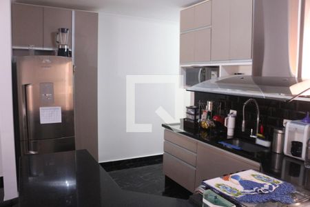 Casa à venda com 129m², 2 quartos e 2 vagasCozinha