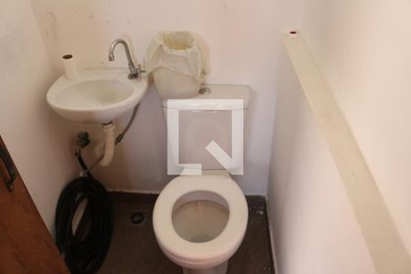 Casa à venda com 129m², 2 quartos e 2 vagasLavabo