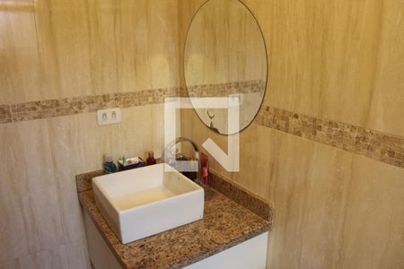 Casa à venda com 129m², 2 quartos e 2 vagasBanheiro da Suíte