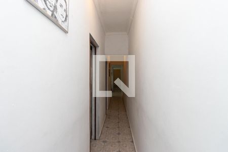 Corredor de casa para alugar com 3 quartos, 130m² em Vila Mazzei, São Paulo