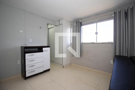 Suíte de apartamento para alugar com 1 quarto, 55m² em Guará I, Brasília