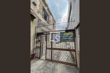 Casa à venda com 96m², 2 quartos e 1 vagaFachada