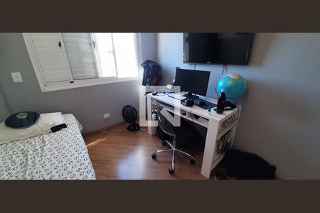 Apartamento à venda com 136m², 3 quartos e 4 vagas Apartamento à venda com 136m², 3 quartos e 4 vagasQuarto 2