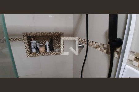 Apartamento à venda com 136m², 3 quartos e 4 vagas Apartamento à venda com 136m², 3 quartos e 4 vagasBanheiro da Suíte