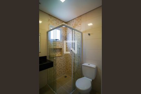 Banheiro da Suíte de casa de condomínio para alugar com 3 quartos, 115m² em Alto da Boa Vista, Sorocaba