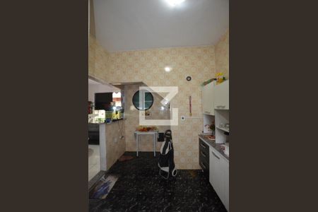 Apartamento à venda com 100m², 2 quartos e 1 vagaCozinha