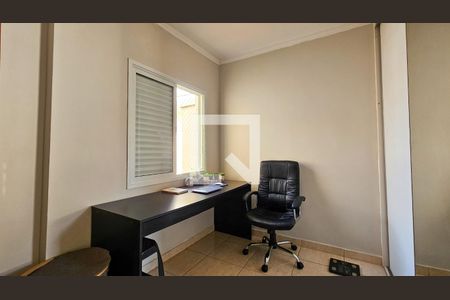 Casa à venda com 100m², 3 quartos e 3 vagasQuarto 2