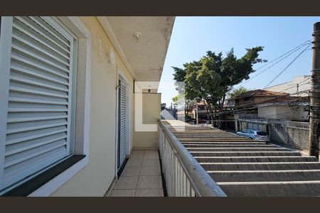 Casa à venda com 100m², 3 quartos e 3 vagasVaranda
