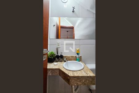 Casa à venda com 100m², 3 quartos e 3 vagasLavabo