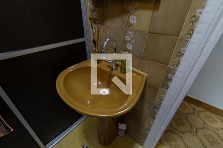 Casa à venda com 160m², 4 quartos e 3 vagas Casa à venda com 160m², 4 quartos e 3 vagasBanheiro 2